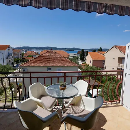 With Parking Space Biograd Na Moru, Biograd - 21048 Apartmán Biograd Na Moru