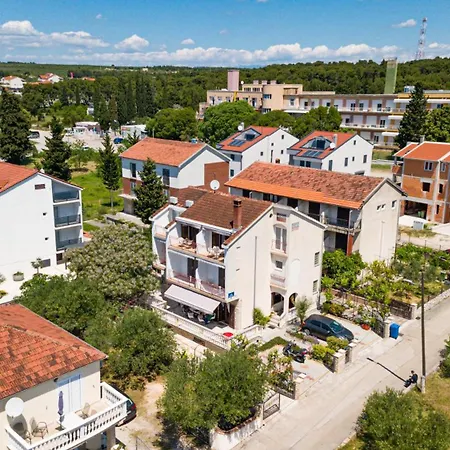 With Parking Space Biograd Na Moru, Biograd - 21048 Apartmán *