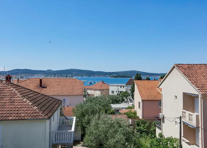 With Parking Space - 21048 Lägenhet Biograd Na Moru